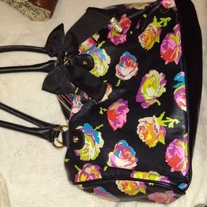Midsize Betsey Johnson Purse *Great Condition*